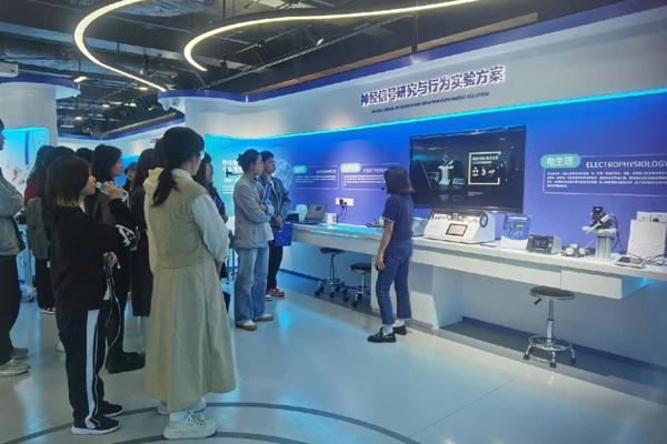 医学部“访企拓岗促就业”专项行动（五）：走进瑞沃德生命科技股份有限公司